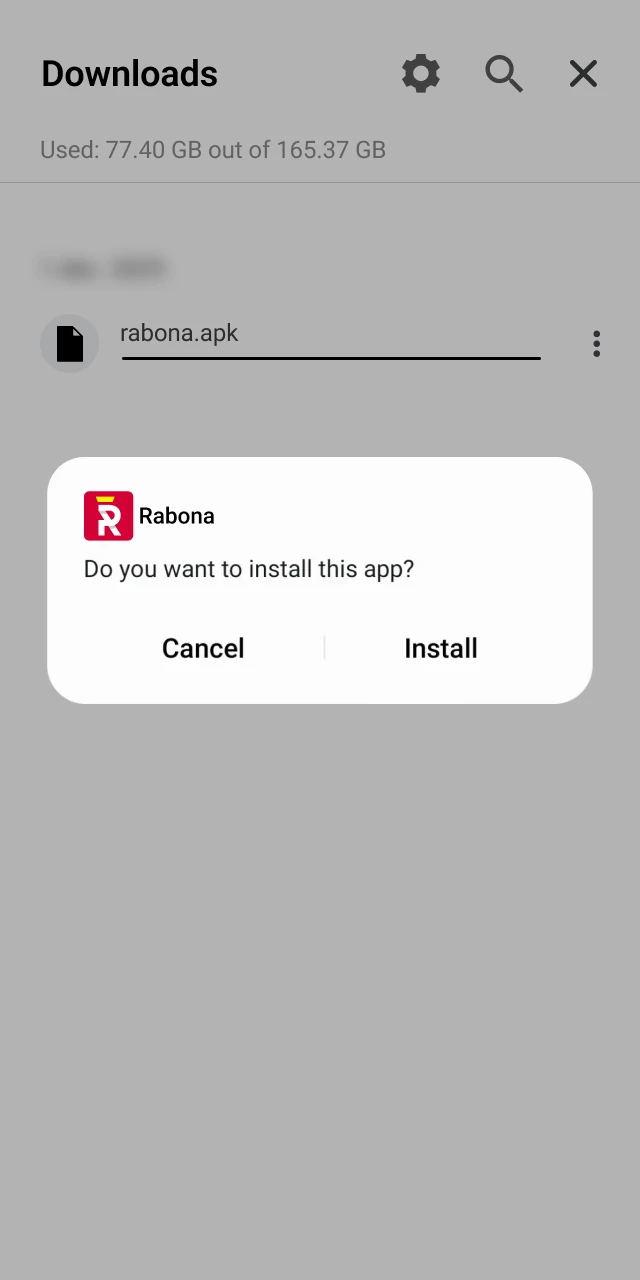 Finishing installation of Rabona Aviator app on mobile device.